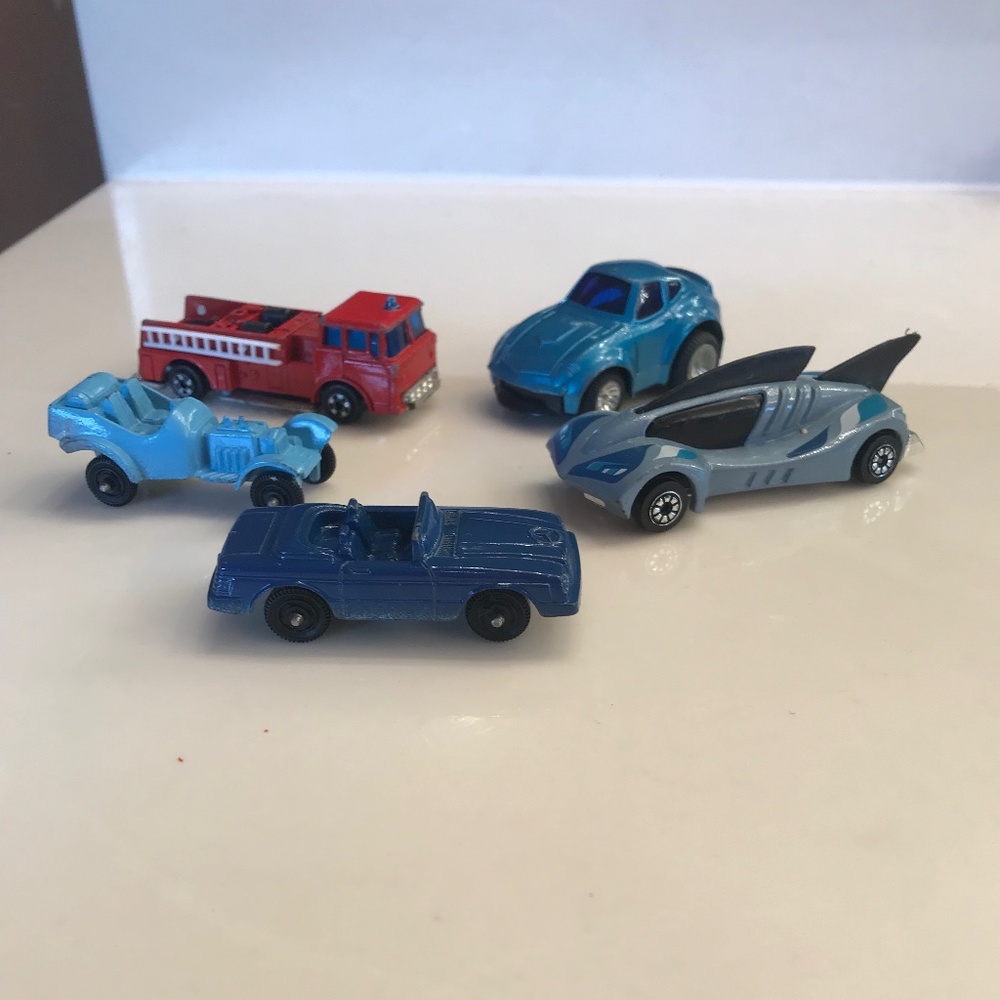 5 vintage toy cars